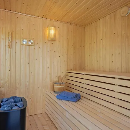 Three-bedroom In Semesterbostad